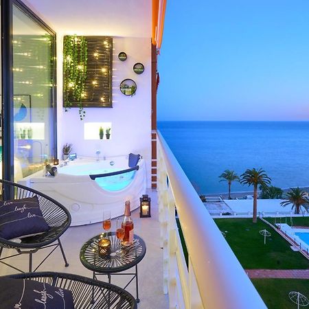 Suite Del Mar Luxury Apartment With Jacuzzi Торремолинос Экстерьер фото