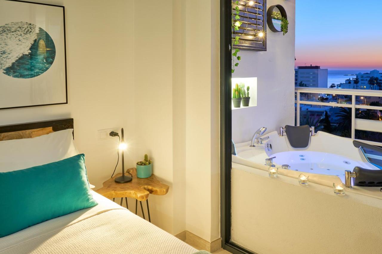 Suite Del Mar Luxury Apartment With Jacuzzi Торремолинос Экстерьер фото