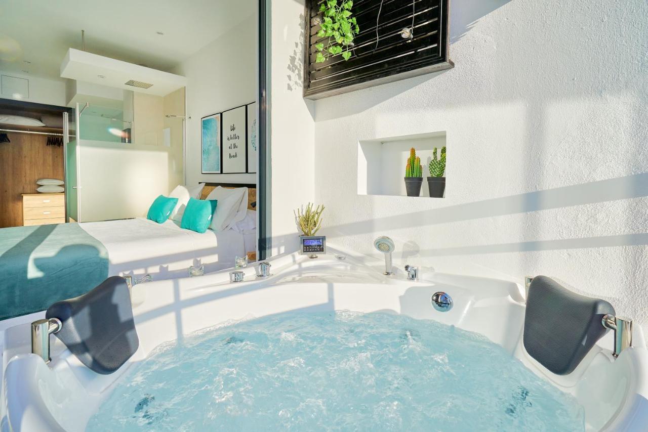 Suite Del Mar Luxury Apartment With Jacuzzi Торремолинос Экстерьер фото
